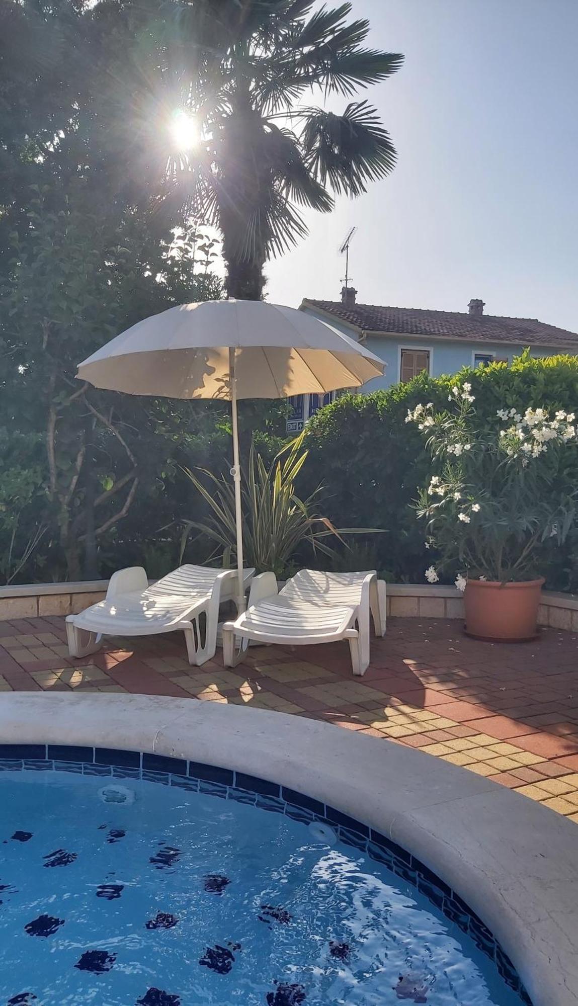 Apartments Villa Mirjam Porec Bagian luar foto