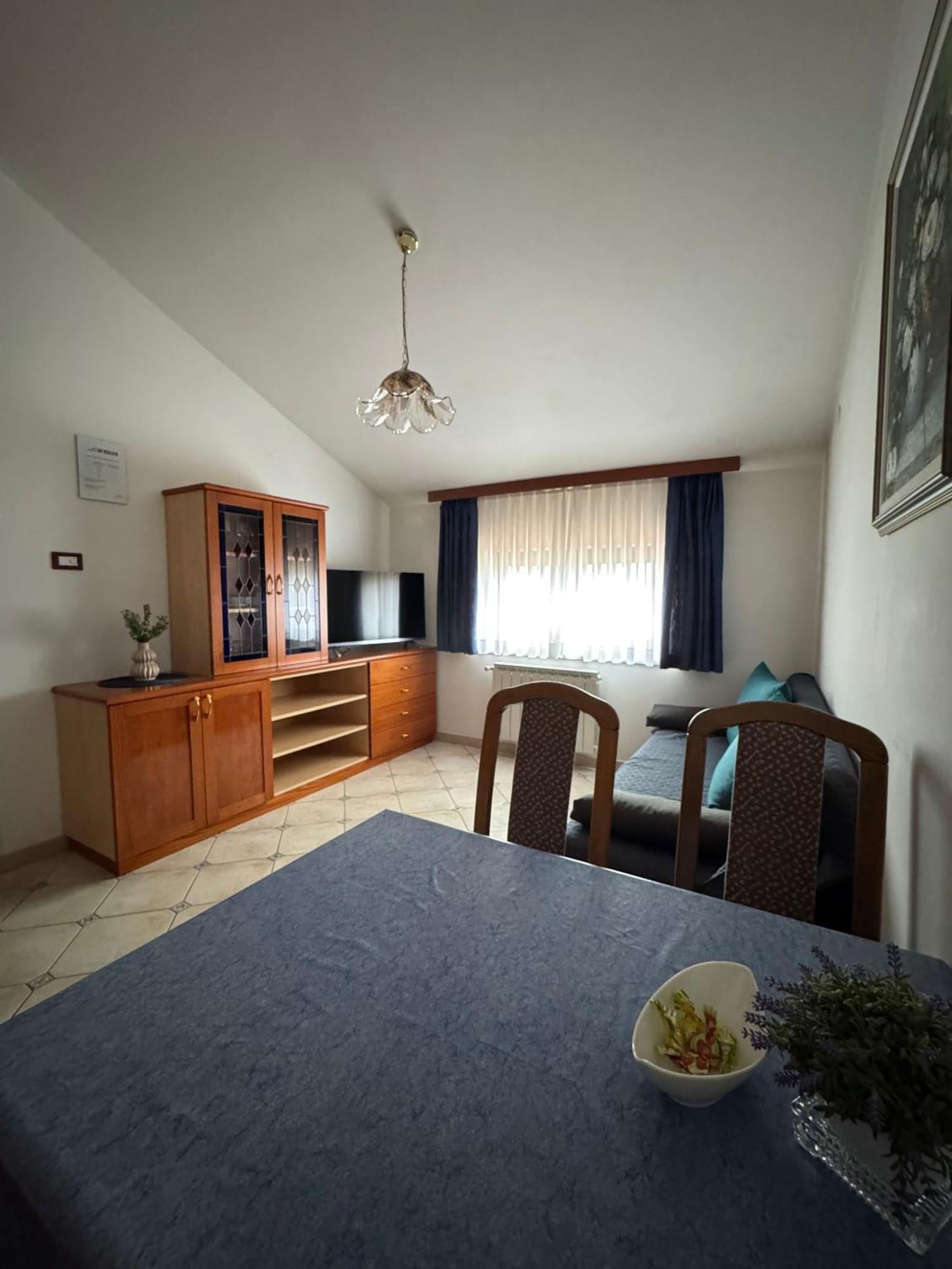 Apartments Villa Mirjam Porec Bagian luar foto